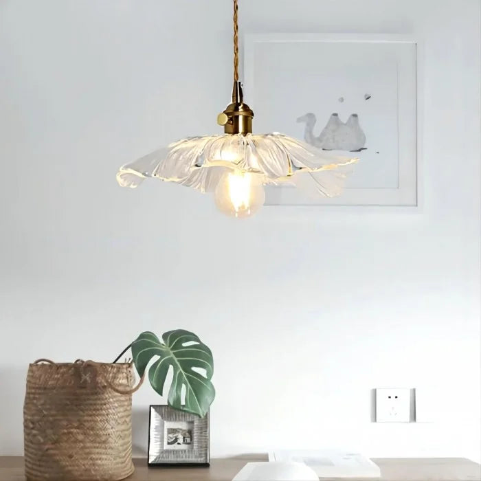 Lotus Glass Pendant Light – Elegant Retro Design for a Romantic Ambiance