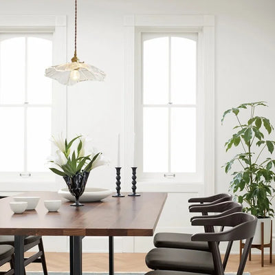 Lotus Glass Pendant Light – Elegant Retro Design for a Romantic Ambiance