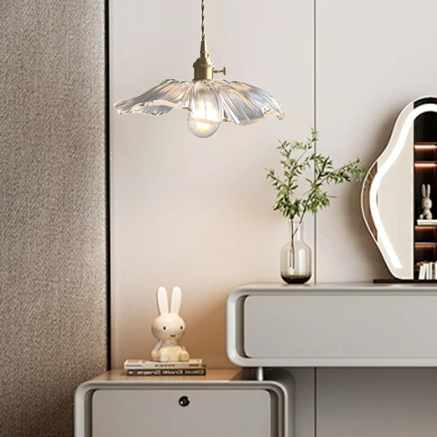 Lotus Glass Pendant Light – Elegant Retro Design for a Romantic Ambiance