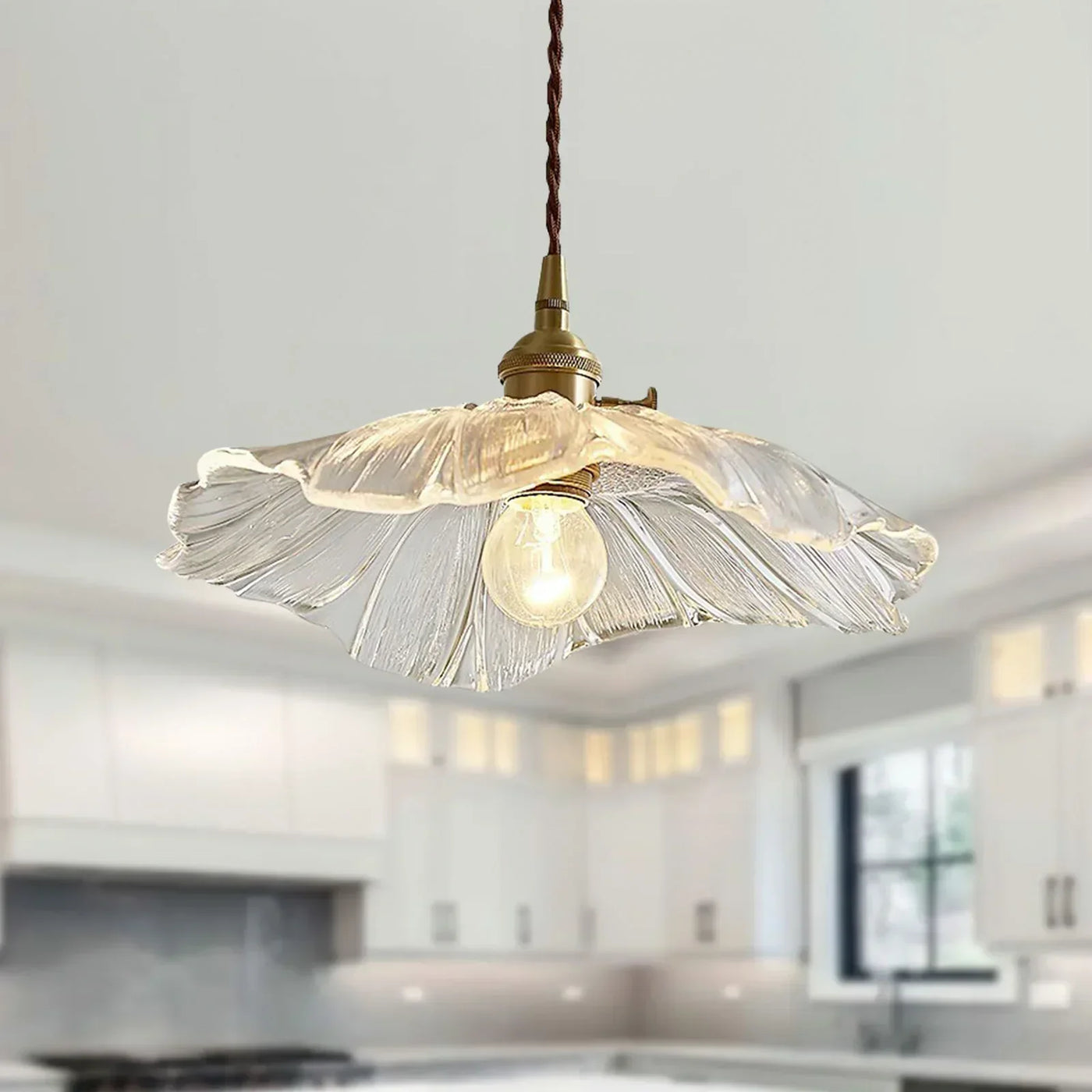 Lotus Glass Pendant Light – Elegant Retro Design for a Romantic Ambiance