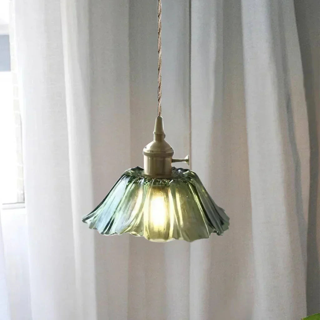 Lotus Glass Pendant Light – Elegant Retro Design for a Romantic Ambiance
