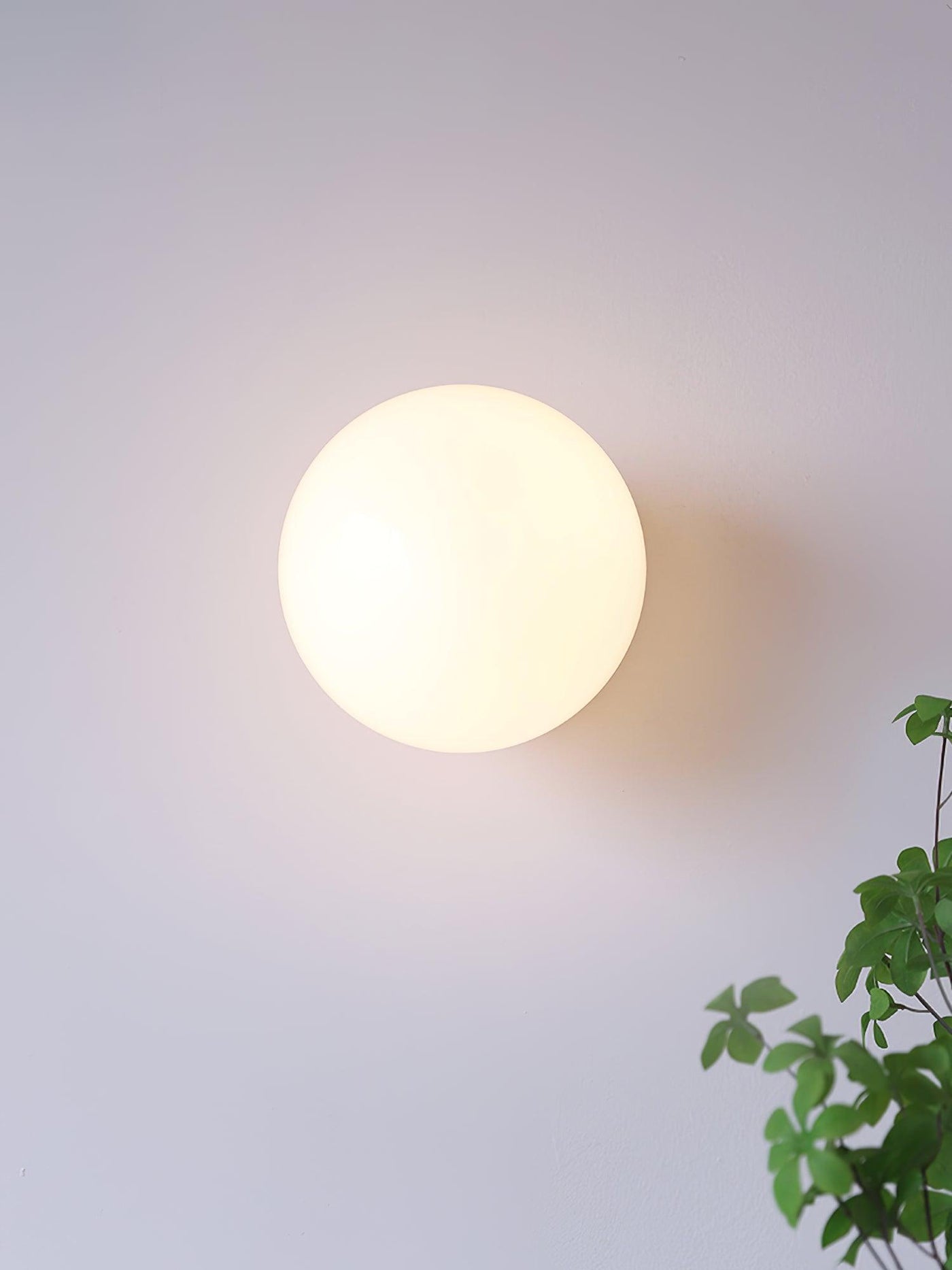 Modern Pink Glass & Metal Table Lamp – Elegant Soft Glow Lighting