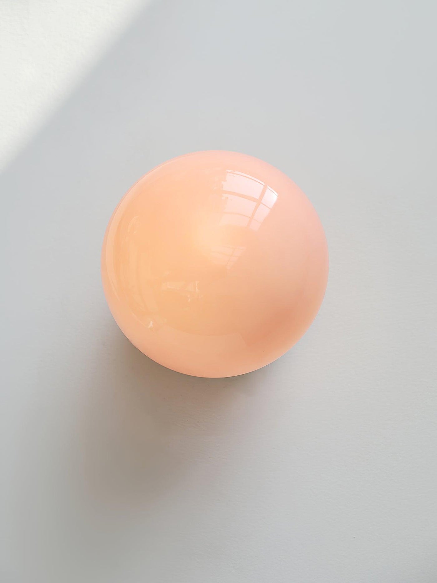 Modern Pink Glass & Metal Table Lamp – Elegant Soft Glow Lighting