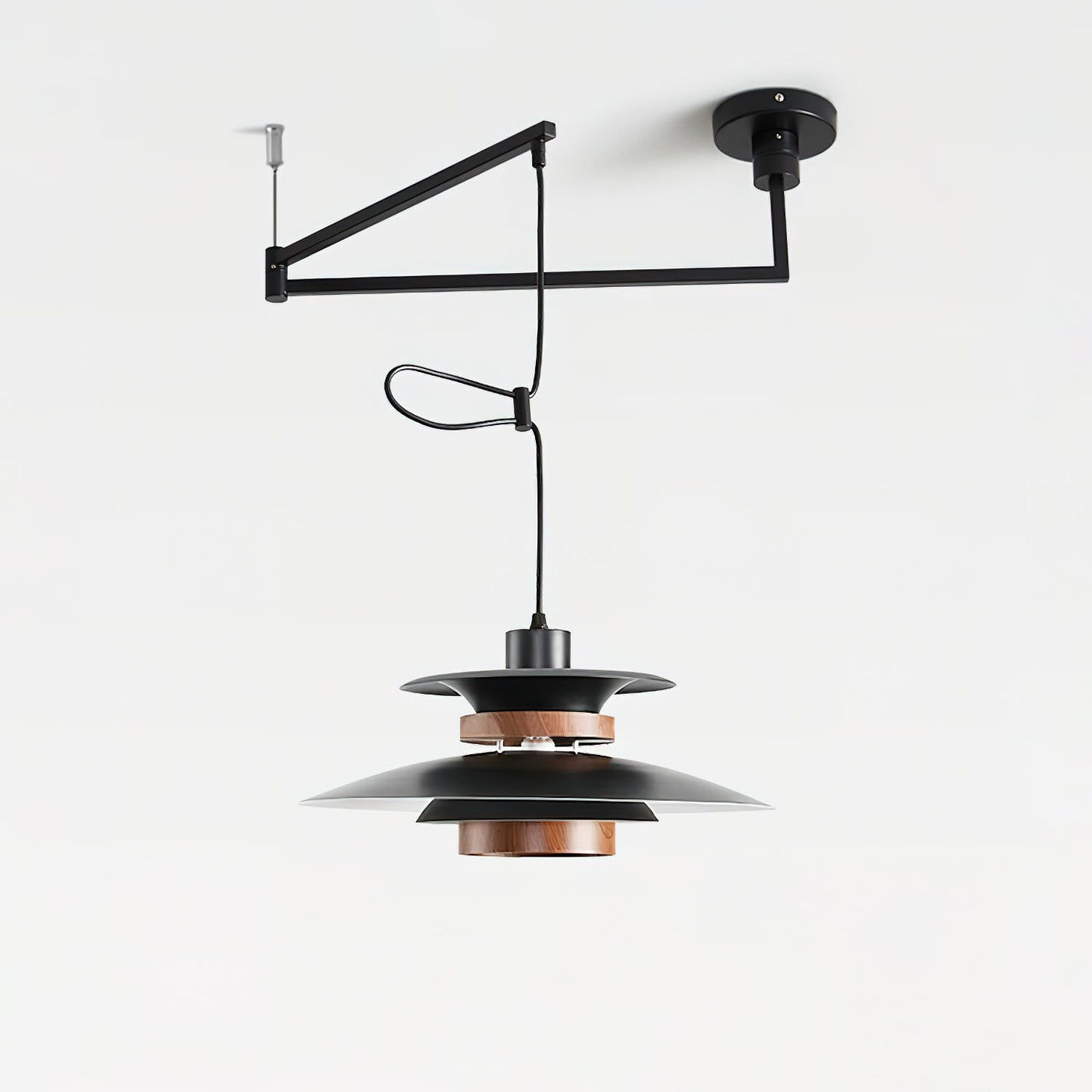 Mercero Swing Arm Pendant Light – Scandinavian-Inspired Adjustable Hanging Lamp