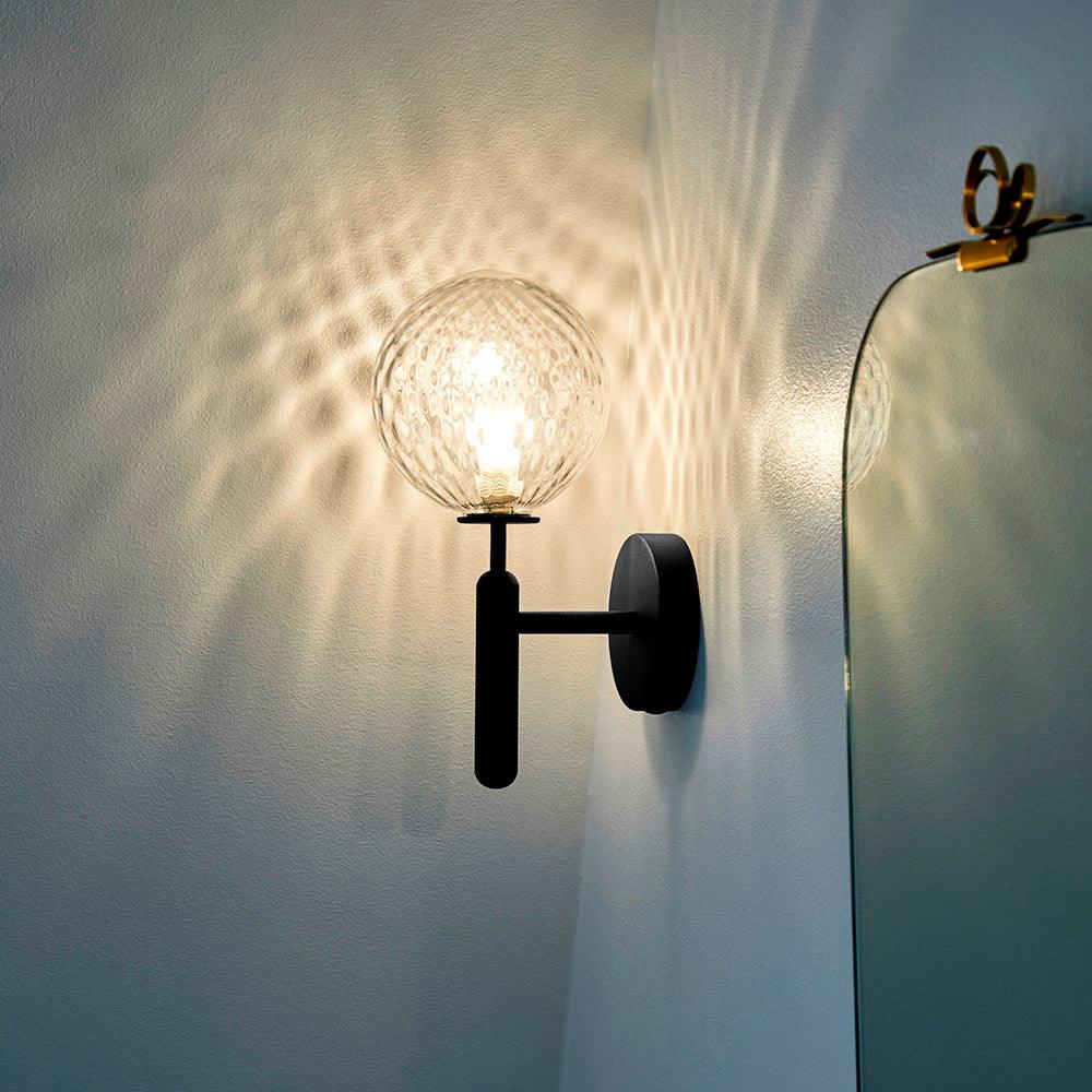 Scandiluxe Minimalist Wall Light – Elegant Brass & Glass Scandinavian Design
