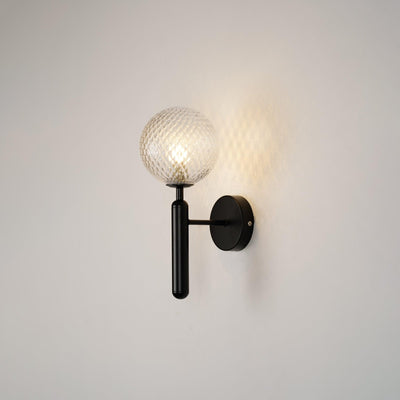 Scandiluxe Minimalist Wall Light – Elegant Brass & Glass Scandinavian Design