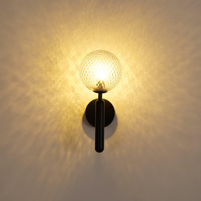 Scandiluxe Minimalist Wall Light – Elegant Brass & Glass Scandinavian Design