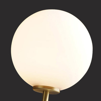 Scandiluxe Minimalist Wall Light – Elegant Brass & Glass Scandinavian Design