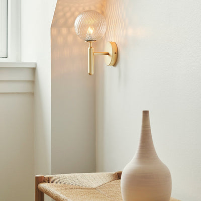 Scandiluxe Minimalist Wall Light – Elegant Brass & Glass Scandinavian Design