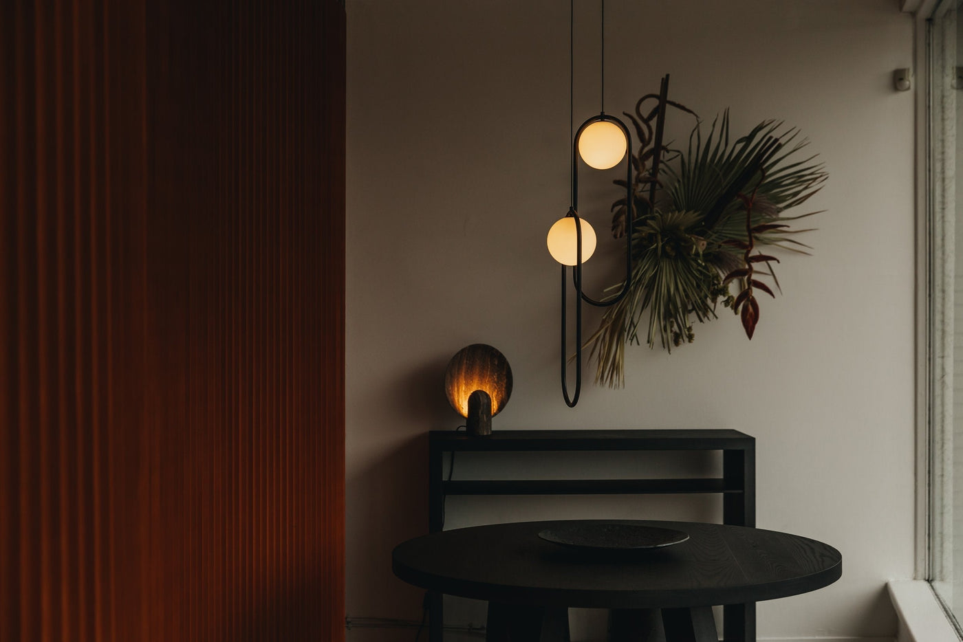 Mila Pendant Light – Sleek Glass & Metal Hanging Lamp for Modern Interiors