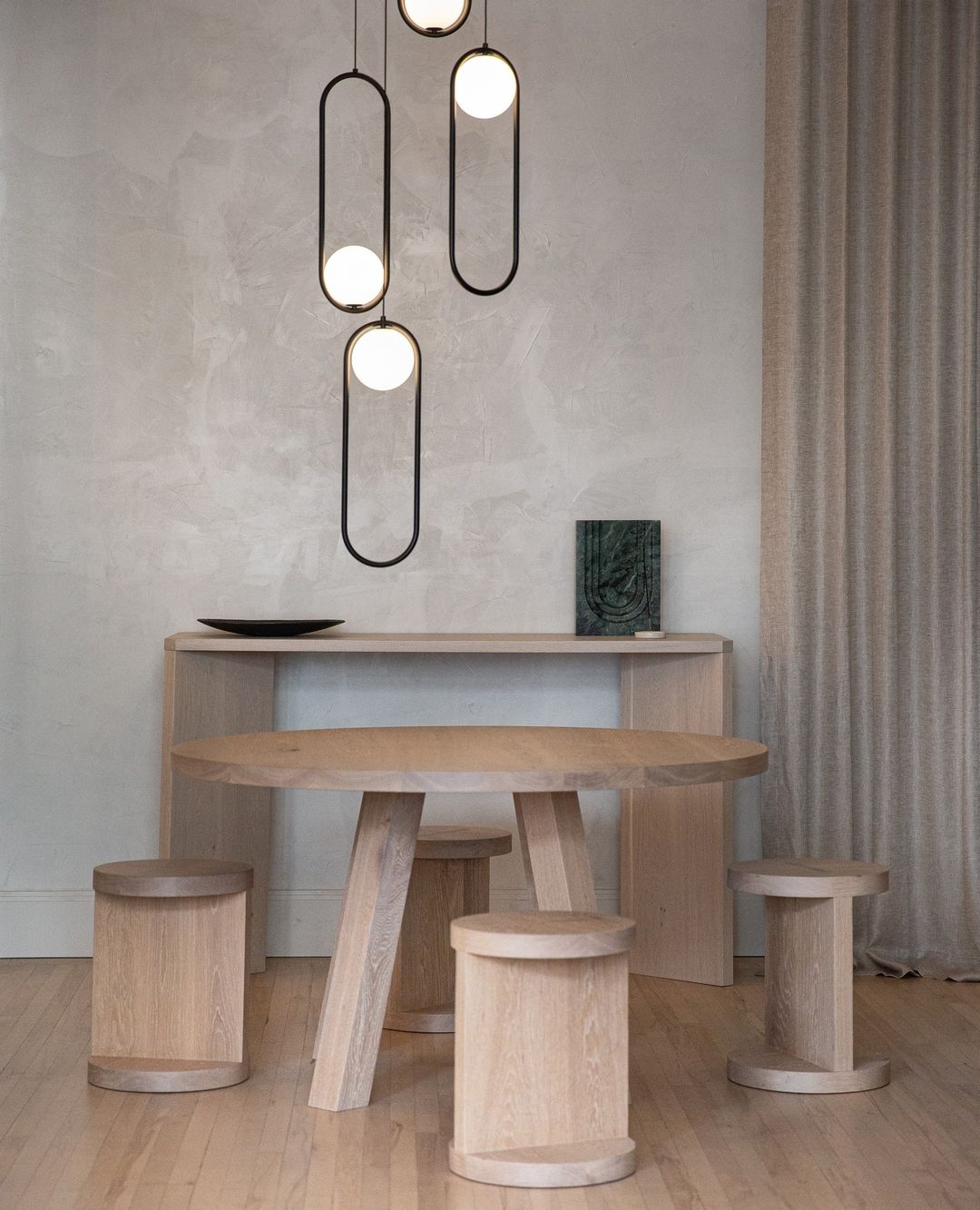 Mila Pendant Light – Sleek Glass & Metal Hanging Lamp for Modern Interiors