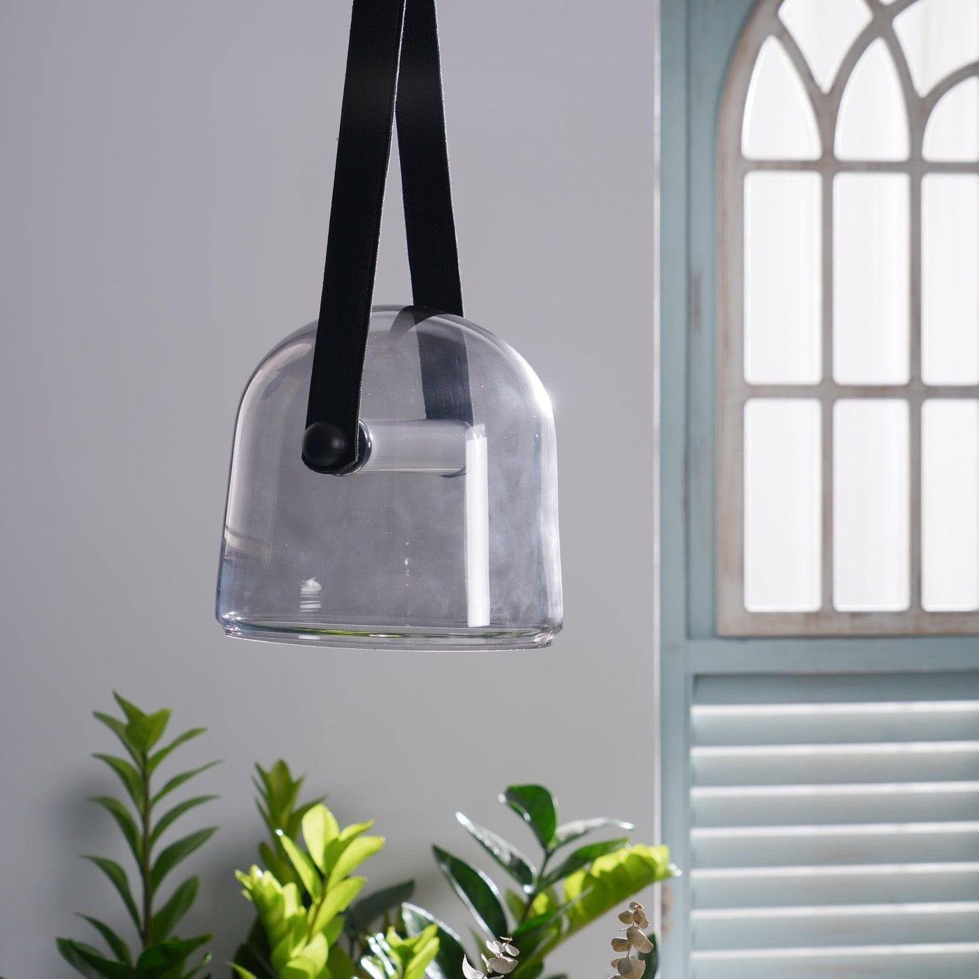 Mona Pendant Light – Minimalist Elegance with Soft Ambient Glow