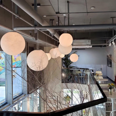 Moon Pendant Light – Celestial Glow for a Serene Atmosphere