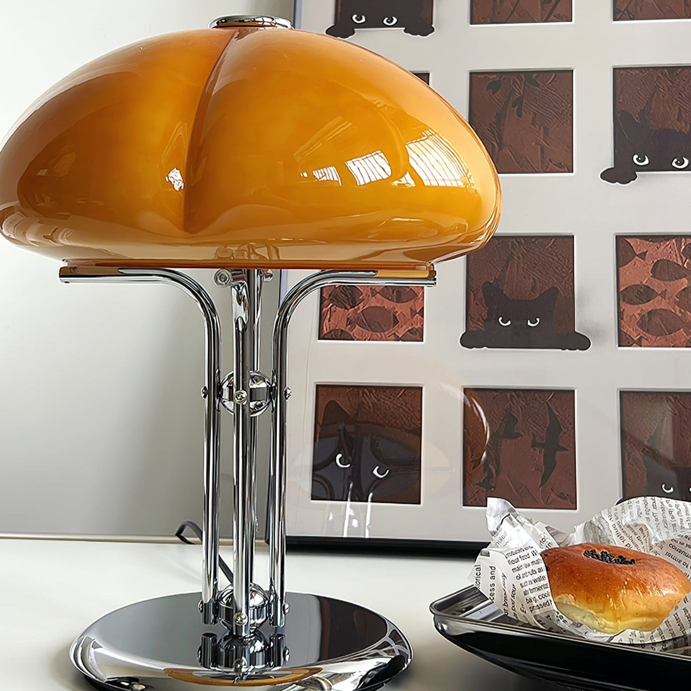Mushroom Bauhaus Table Lamp – Timeless Amber Glass & Metal Design
