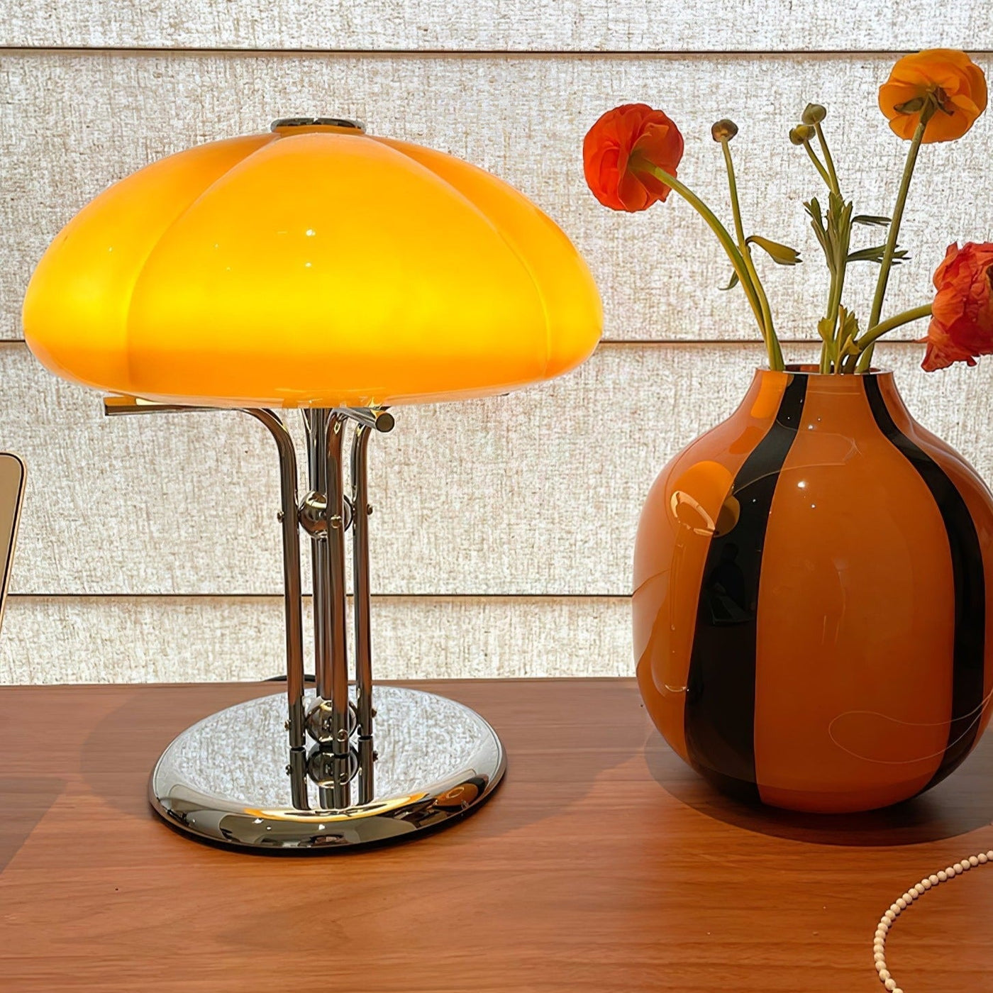 Mushroom Bauhaus Table Lamp – Timeless Amber Glass & Metal Design