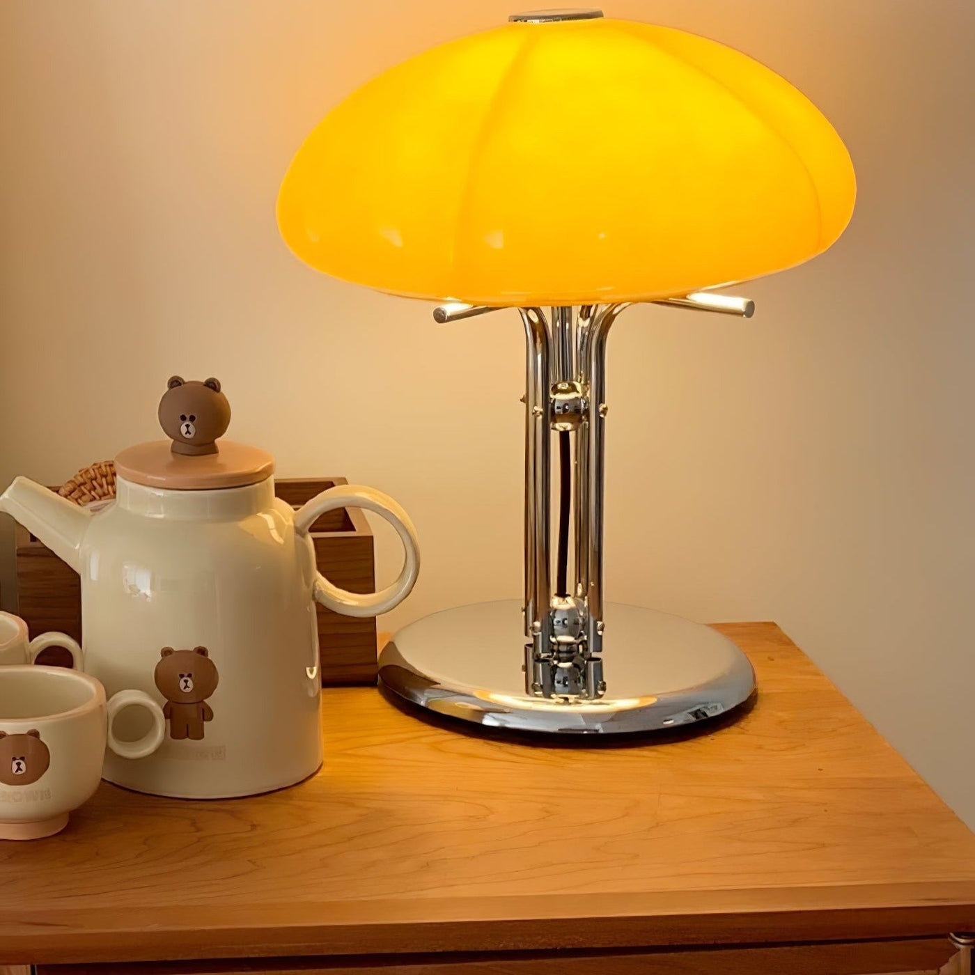Mushroom Bauhaus Table Lamp – Timeless Amber Glass & Metal Design