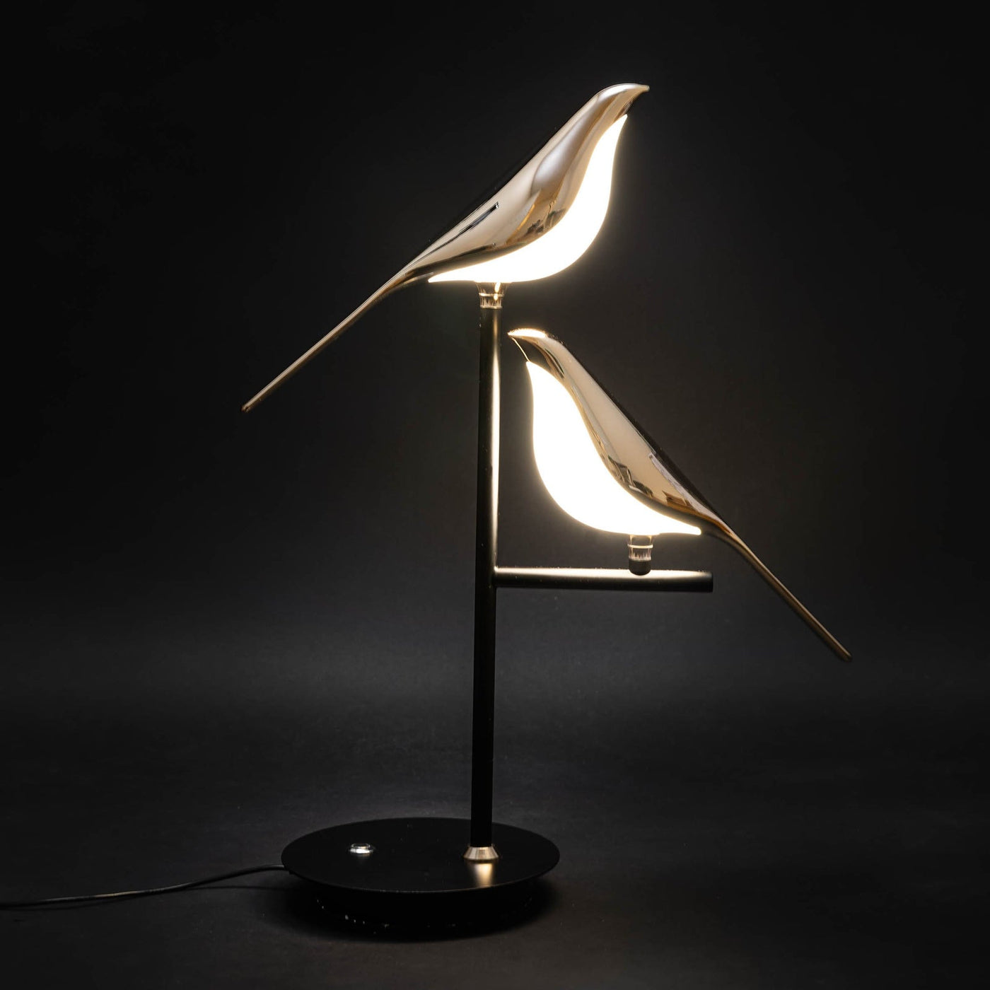 BirdLamp™ LED Desk Light – A Statement of Elegance & Functionality