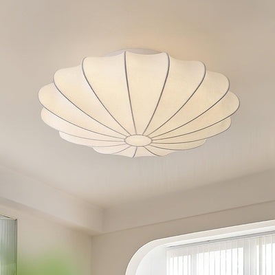 Seashell-Inspired Ceiling Light – Elegant Illumination with Organic Design