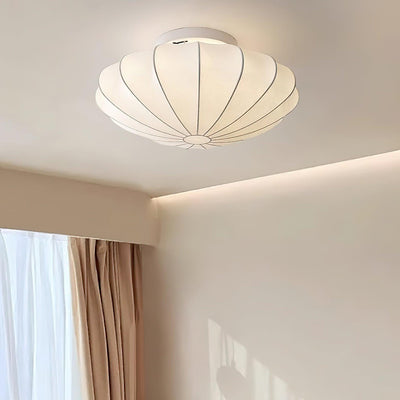 Seashell-Inspired Ceiling Light – Elegant Illumination with Organic Design