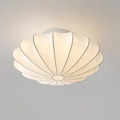 Seashell-Inspired Ceiling Light – Elegant Illumination with Organic Design