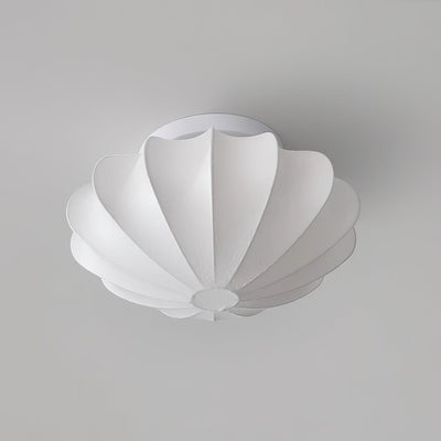 Seashell-Inspired Ceiling Light – Elegant Illumination with Organic Design