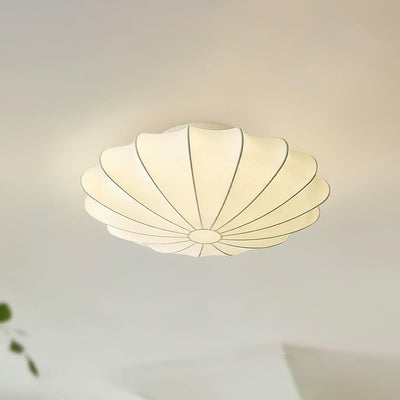 Seashell-Inspired Ceiling Light – Elegant Illumination with Organic Design