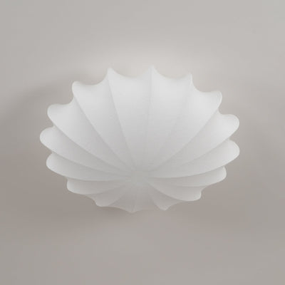 Seashell-Inspired Ceiling Light – Elegant Illumination with Organic Design