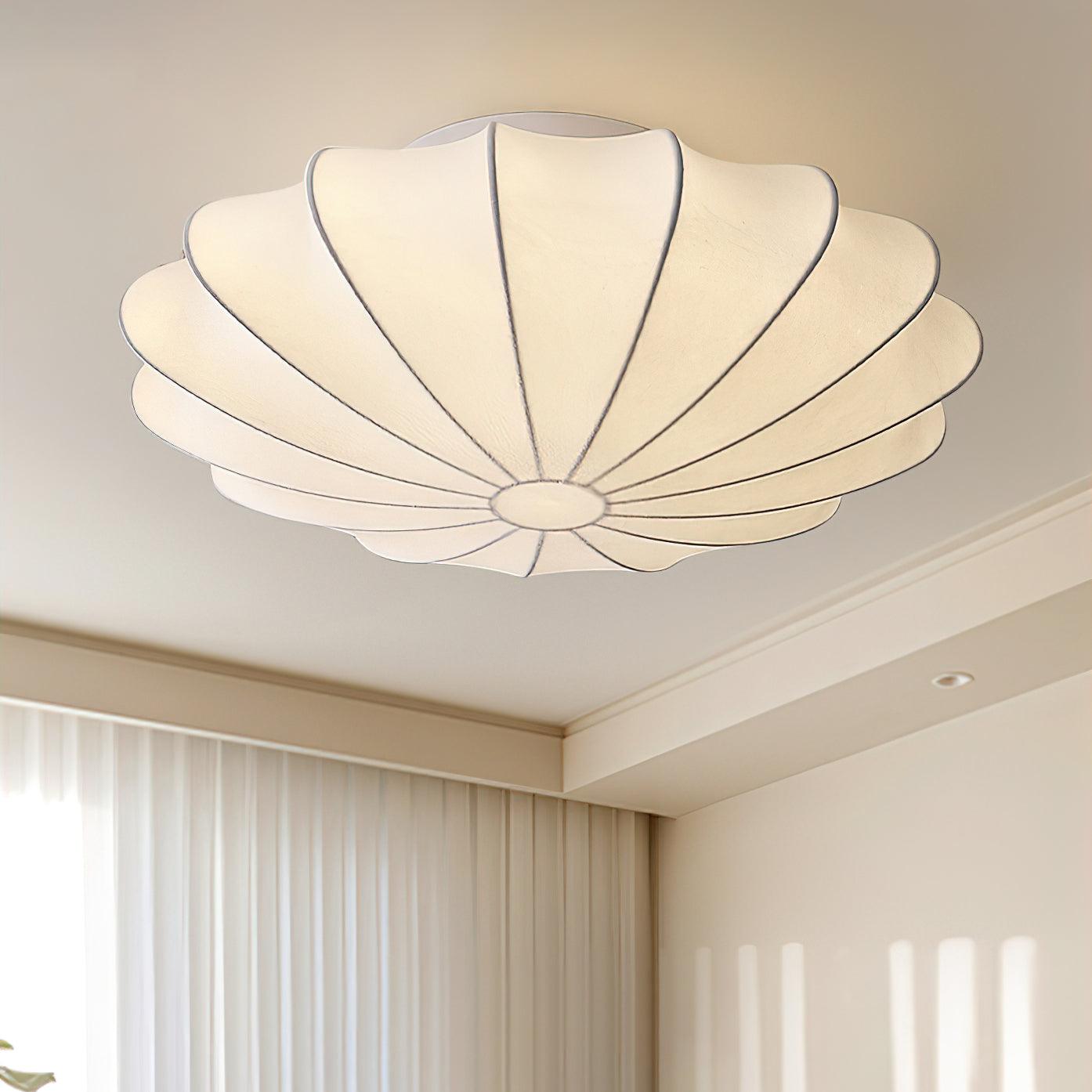 Seashell-Inspired Ceiling Light – Elegant Illumination with Organic Design