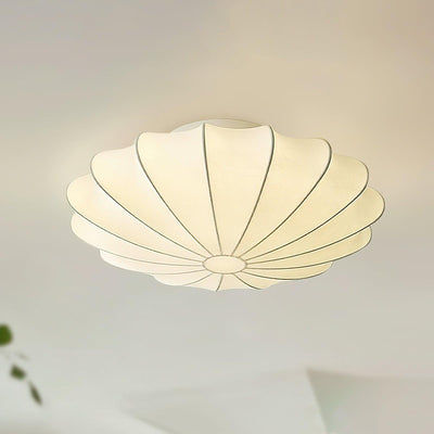 Seashell-Inspired Ceiling Light – Elegant Illumination with Organic Design