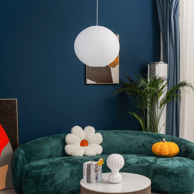 Nordic Wooden Pendant Light – Minimalist Scandinavian Design for Modern Homes