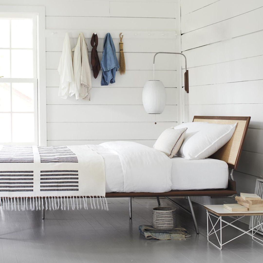 Nelson Wall Light – Mid-Century Modern Elegance for Any Space