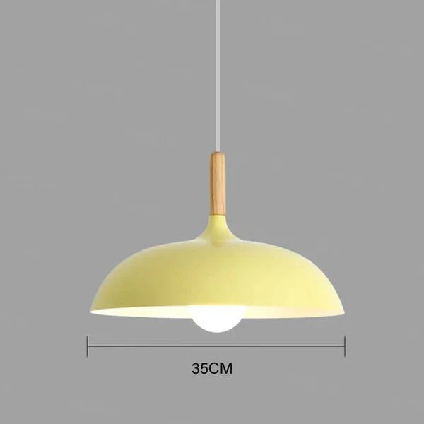 ScandiLume Oak Ceiling Lamp – Elegant Scandinavian Design & Warm Lighting