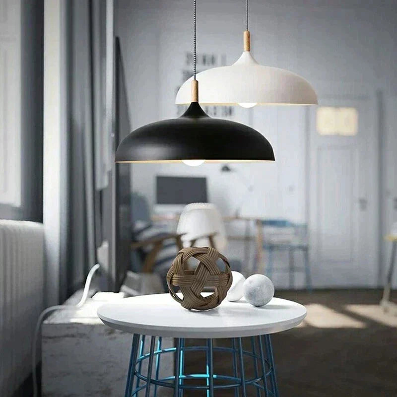 ScandiLume Oak Ceiling Lamp – Elegant Scandinavian Design & Warm Lighting