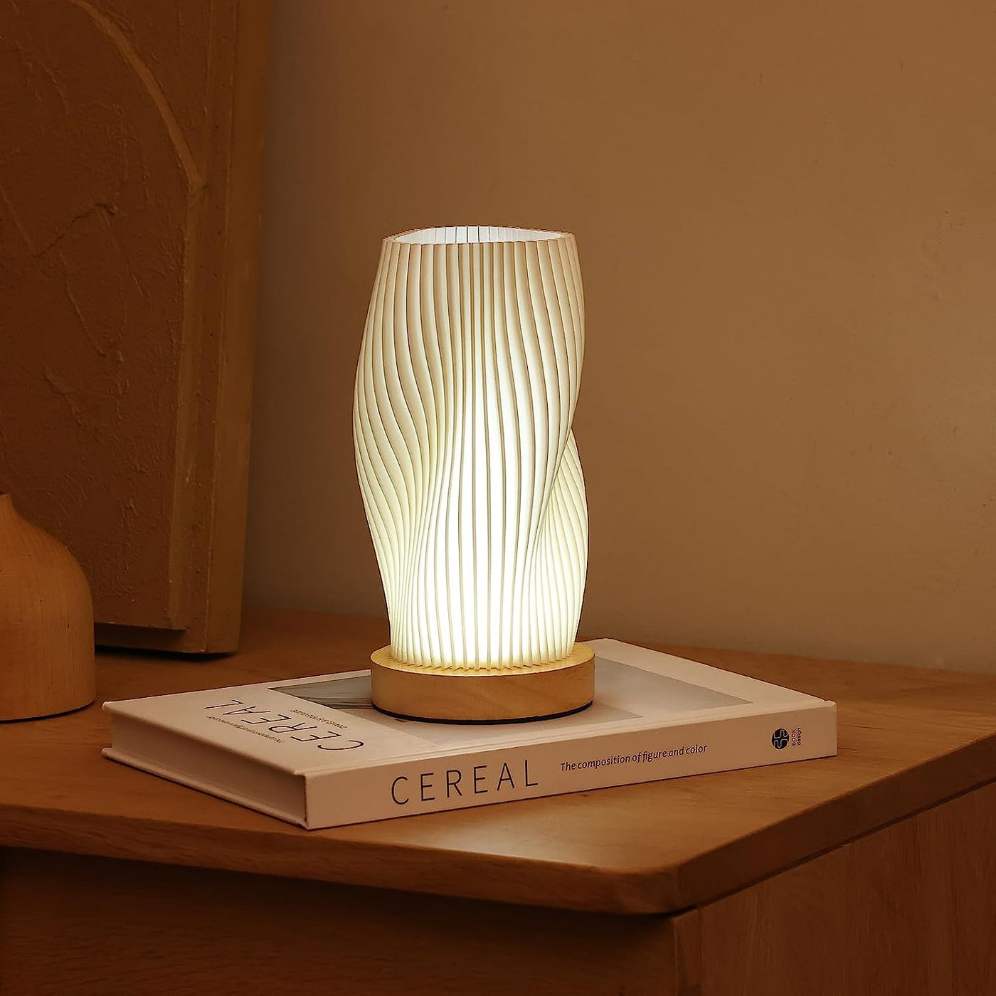 Serene Wavecrest Lamp – Modern Elegance with Adjustable Dimming & USB Power