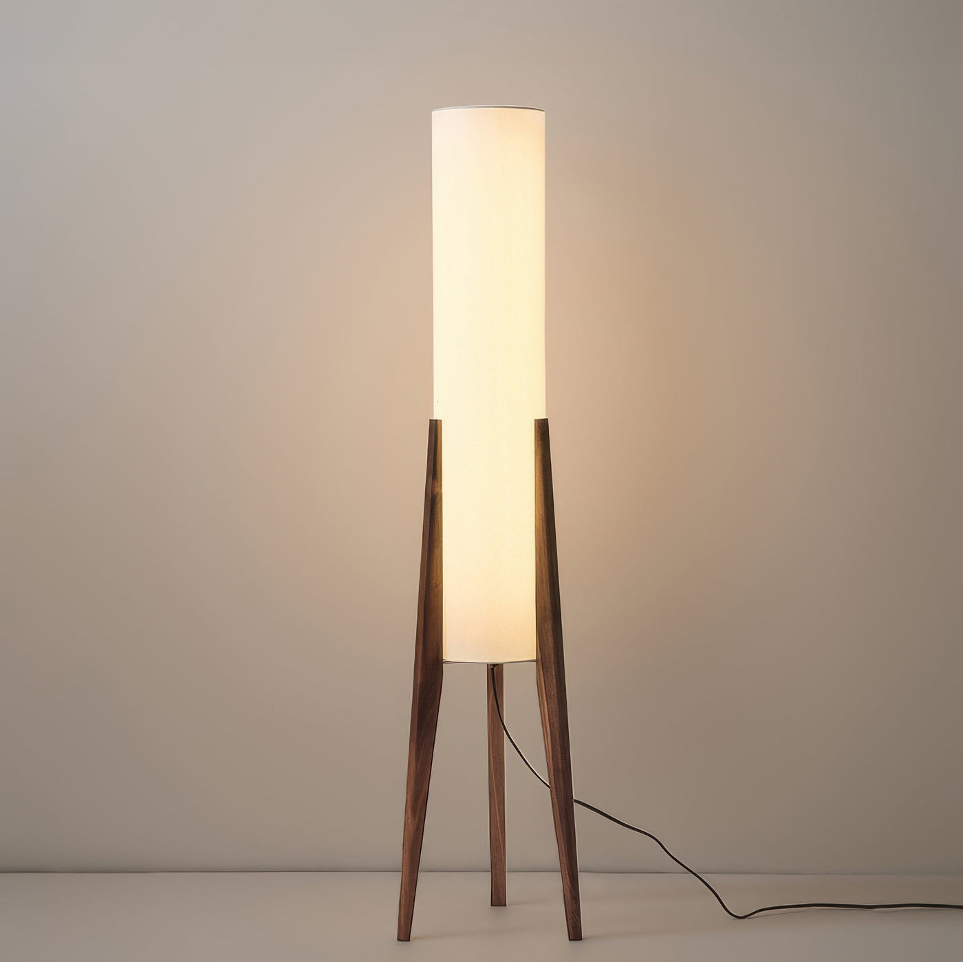 Walnut Floor Lamp – Nordic Elegance with Warm Ambient Lighting