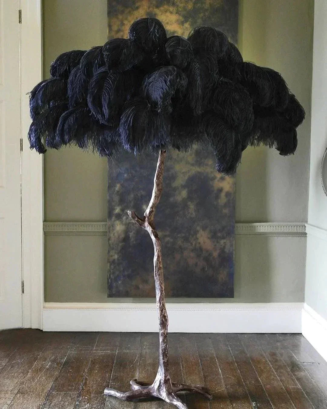 Ostrich Feather Floor Lamp – Luxurious Statement Lighting for Elegant Interiors