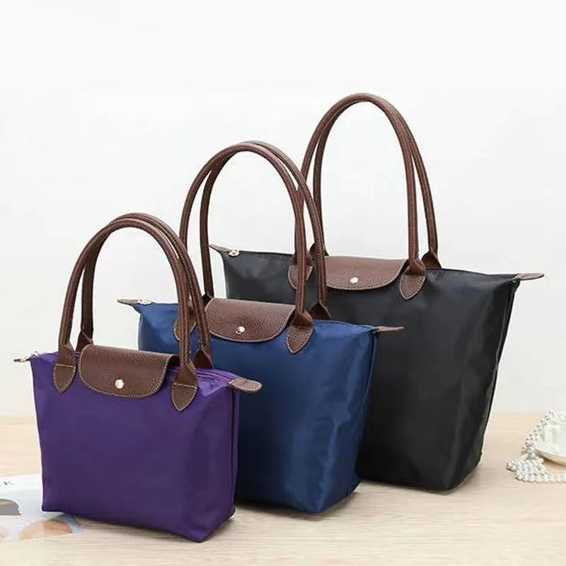 Luxe Oxford Shoulder Bag – Timeless Elegance & Everyday Functionality