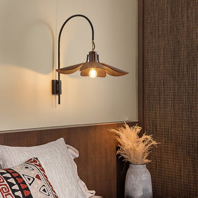 Petal Bloom Wall Light – Elegant Floral-Inspired Design for a Soft, Ambient Glow