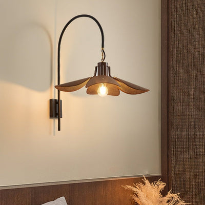 Petal Bloom Wall Light – Elegant Floral-Inspired Design for a Soft, Ambient Glow