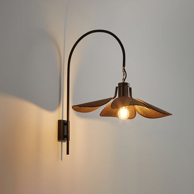 Petal Bloom Wall Light – Elegant Floral-Inspired Design for a Soft, Ambient Glow