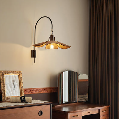Petal Bloom Wall Light – Elegant Floral-Inspired Design for a Soft, Ambient Glow