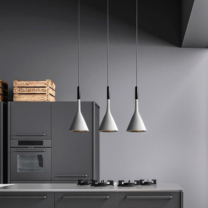 Nordic Modern Ceiling Light – Sleek & Versatile Illumination