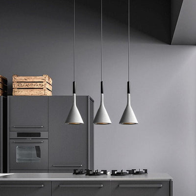 Nordic Modern Ceiling Light – Sleek & Versatile Illumination