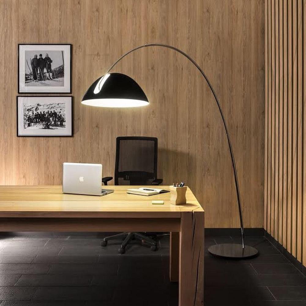 Verse Arc Floor Lamp – Sleek Adjustable Metal Lamp with Scandinavian Design
