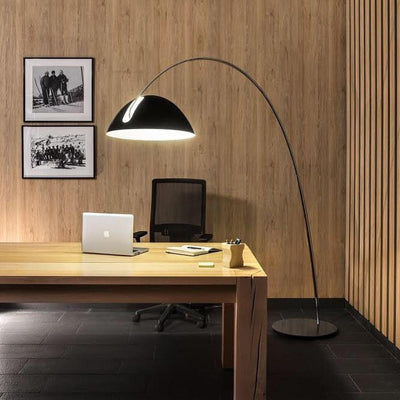 Verse Arc Floor Lamp – Sleek Adjustable Metal Lamp with Scandinavian Design