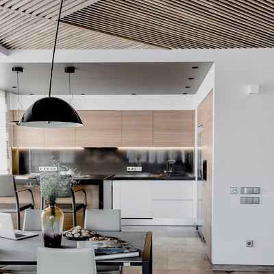 Verse Arc Floor Lamp – Sleek Adjustable Metal Lamp with Scandinavian Design
