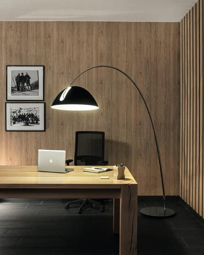 Verse Arc Floor Lamp – Sleek Adjustable Metal Lamp with Scandinavian Design