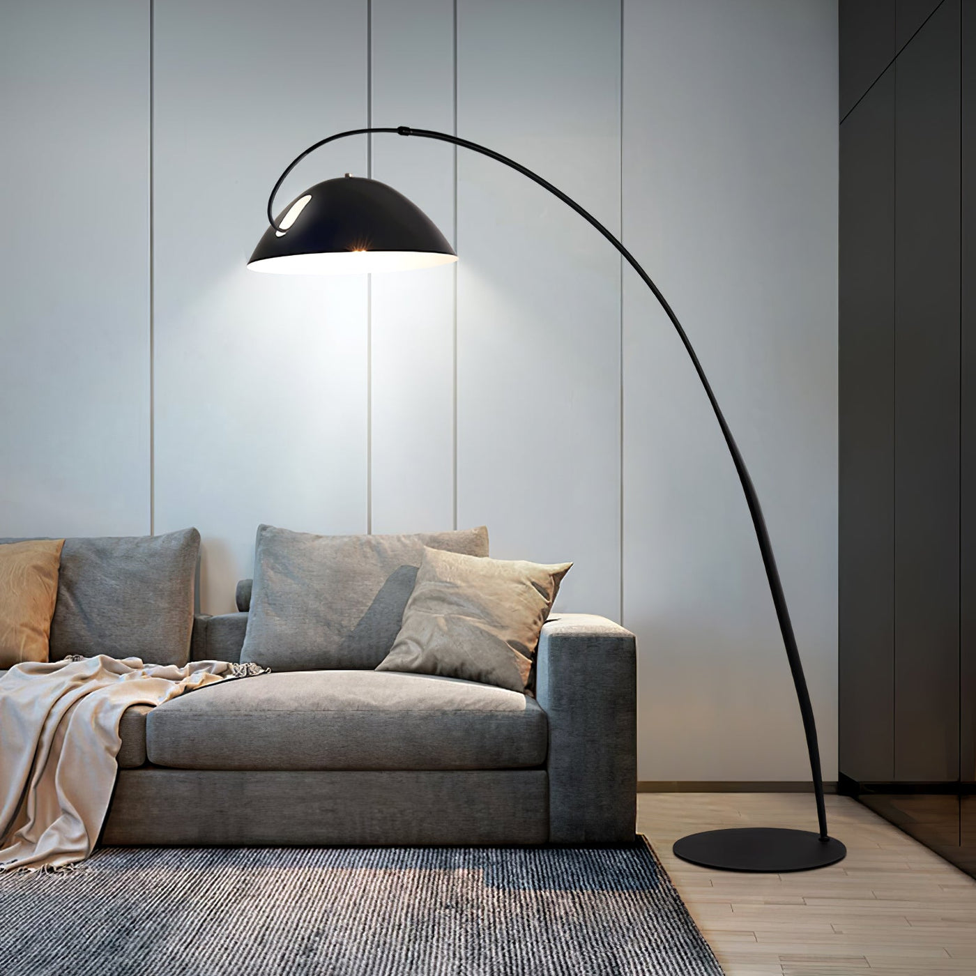 Verse Arc Floor Lamp – Sleek Adjustable Metal Lamp with Scandinavian Design