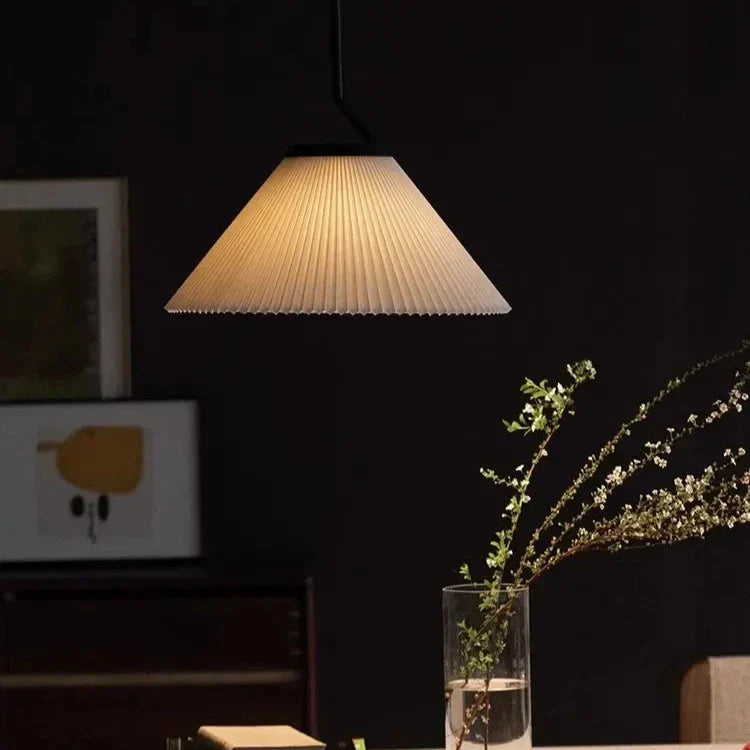 Nordic Pleated Cream Pendant Light – Soft Elegance for Modern Interiors