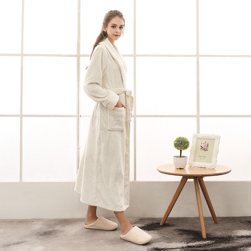 Quinna Long Robe – Luxurious Softness & Elegant Comfort